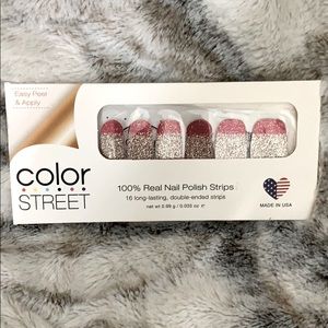 Press-on Nail polish strips